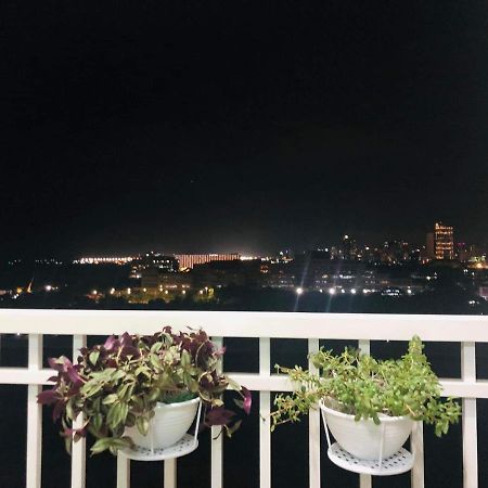 Ebony'S Place At Shore Residences Manila Exterior foto